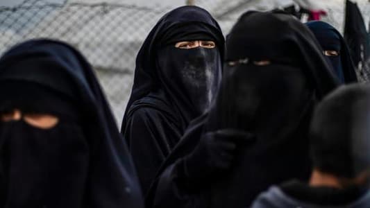 Ex-Islamic State fighters, women and children return to Bosnia from Syria