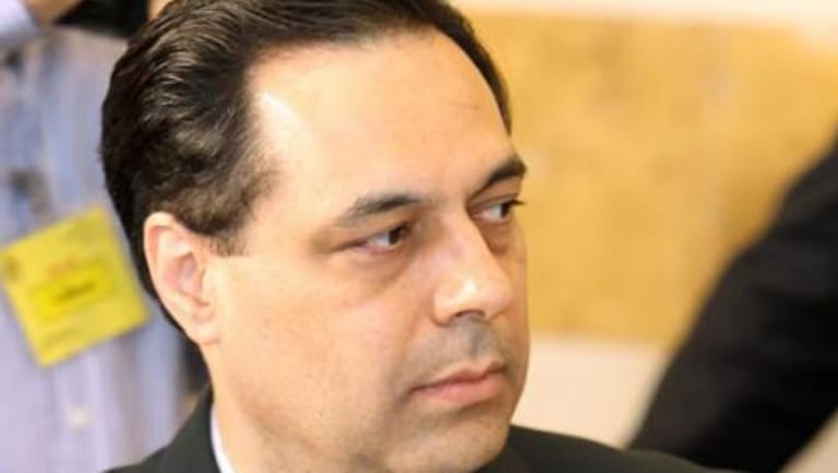 تجمّع إحتجاجيّ أمام منزل دياب