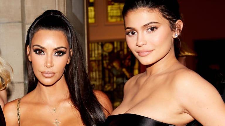 هدايا باهظة لأطفال كيم كارداشيان وكايلي جنير... منزل وسترة بـ 65 ألف دولار