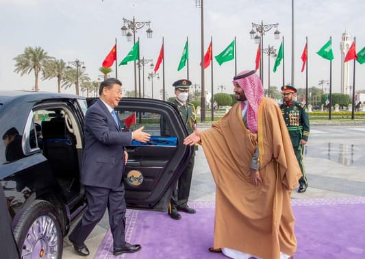 Saudi Arabia and China sign strategic deals, Xi heralds 'new era'