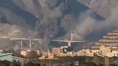 بالفيديو: تدمير أكبر جسر إيراني