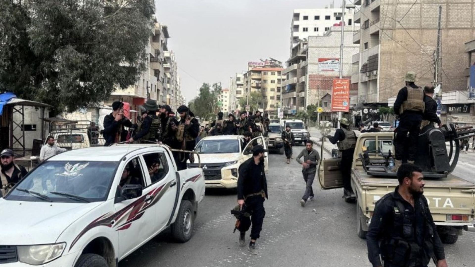 رويترز: مقاتلون من بدو سوريا يشنون هجوماً جديداً على دروز في السويداء