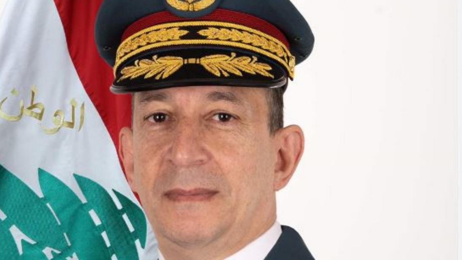 Army Chief broaches situation with former minister Aridi