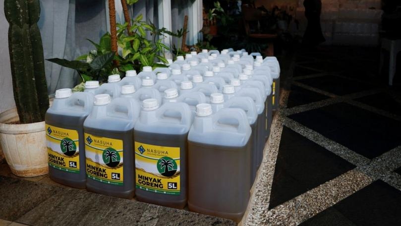 Indonesia hikes palm oil export levy amid accusations of 'policy panic'