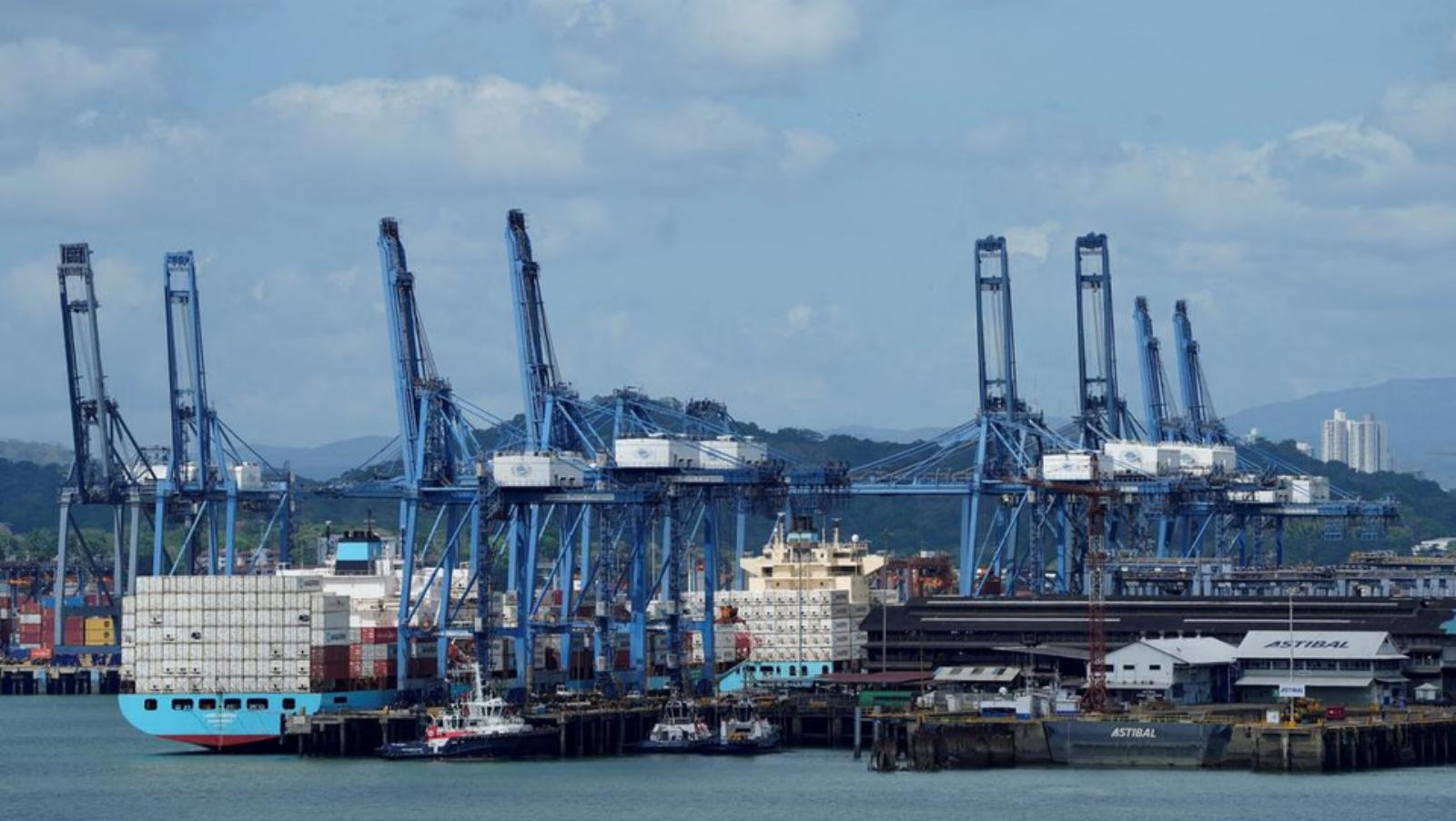 APEC warns of tariff impact on trade as China, US trade reps meet