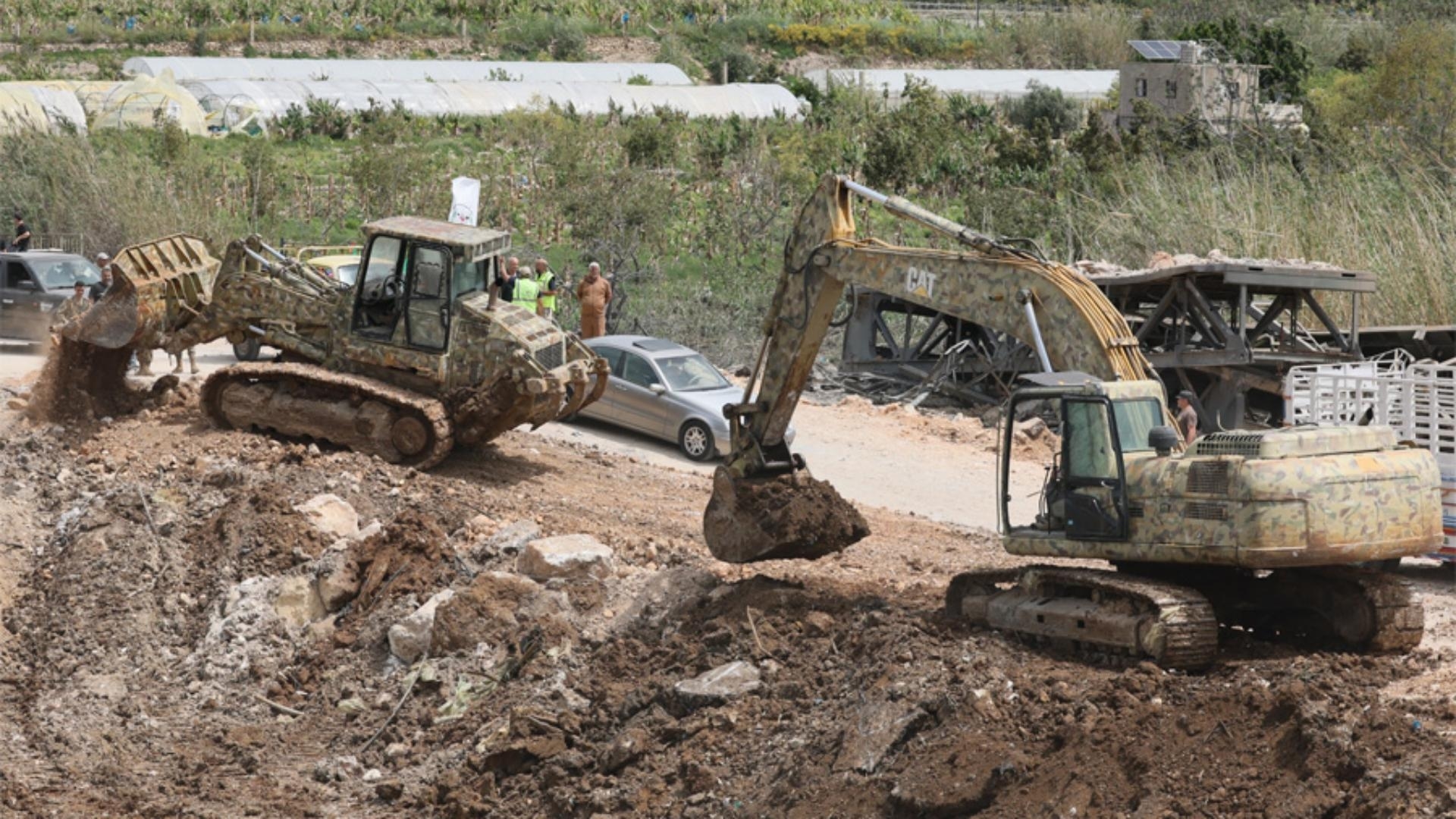 Photos: Army Oversees Return of Residents to Southern Villages