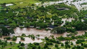 Kenya floods: tourists evacuated from Maasai Mara