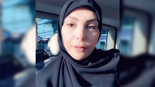 أمل حجازي تطلب رأي جمهورها في حجابها الجديد