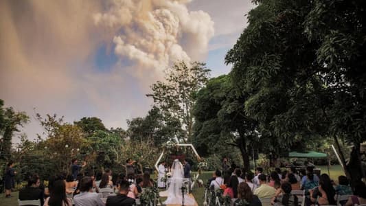 Filipino Couple Weds Under Volcanic Cloud