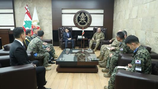 قائد الجيش بحث مع السفير الكوري في علاقات التعاون بين جيشي البلدين