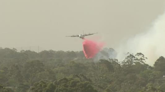 Canadian air tanker fighting Australia bushfires crashes, killing three