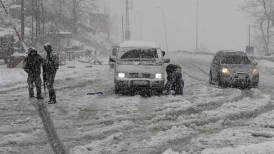 التحكم المروري: يُطلب من السائقين تجنّب سلوك طريق ضهر البيدر بسبب تكوّن طبقة من الجليد