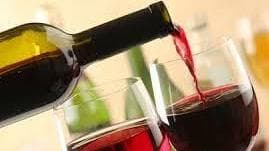 النبيذ يُنشّط العقل ويُبعد أمراض القلب