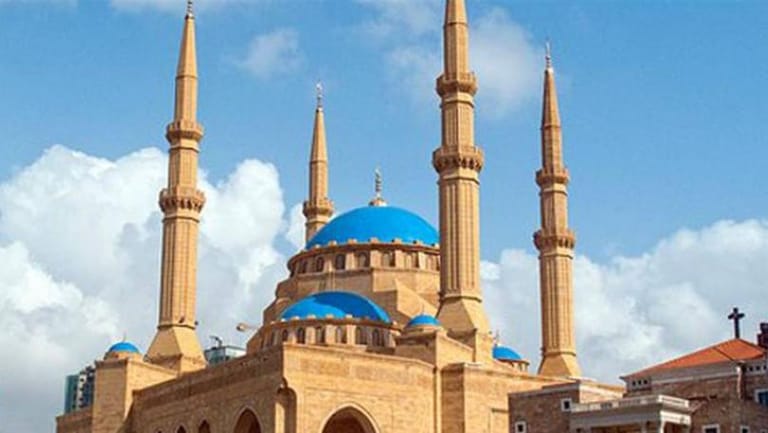 عودة الهدوء الى ساحة الشهداء بعد اشكال امام جامع الامين