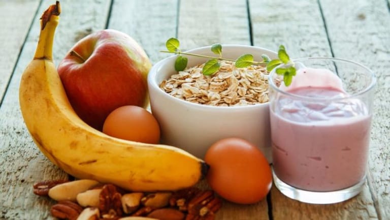 9 Healthy Snacks That Prevent Overeating