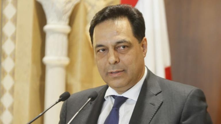 لماذا يتريّث دياب في طَرق الأبواب الخارجية؟