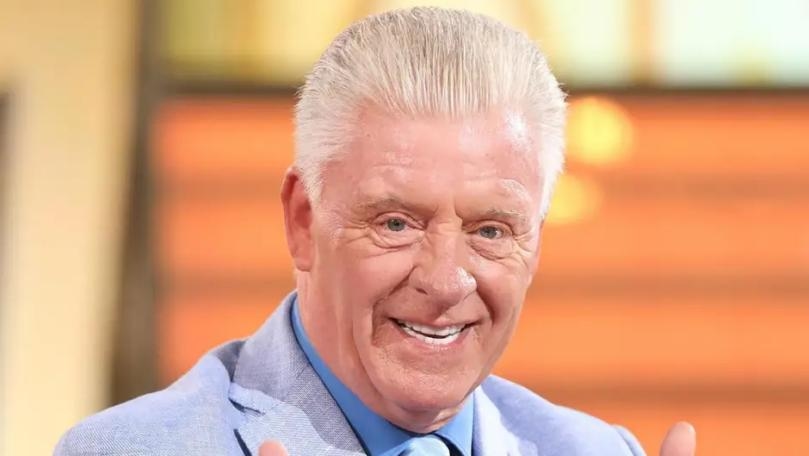 Hollywood Legend Kirk Douglas Leaves 'Almost Entire $61m Fortune to Charity'