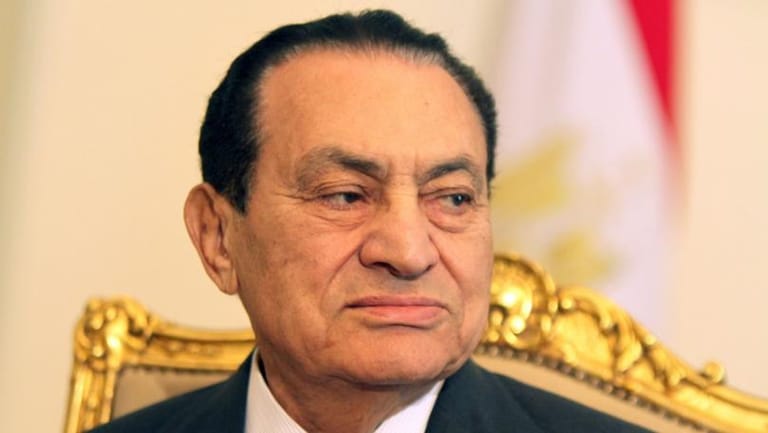 Egypt to give former president Mubarak military funeral amid three days of national mourning
