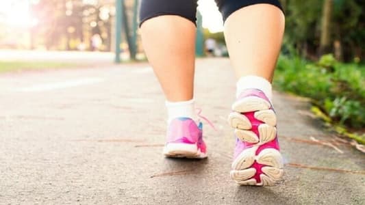 المشي 10 آلاف خطوة في اليوم ليس "صيغة سحرية" لمنع زيادة الوزن