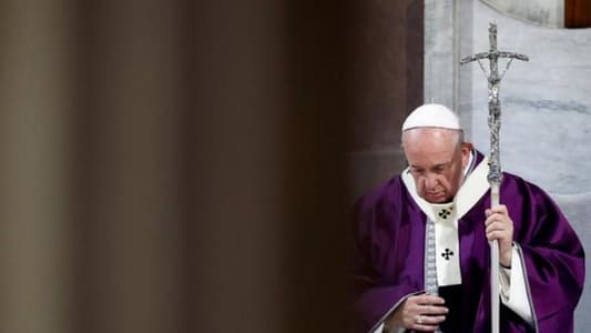 Pope leads world's Catholics into Lent at Ash Wednesday rite