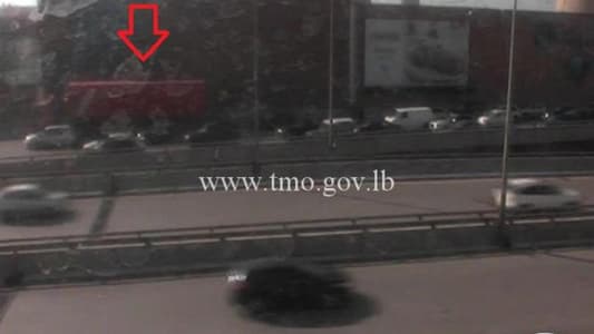 التحكم المروري: تعطل شاحنة على اوتوستراد الرئيس لحود باتجاه الصياد وحركة المرور كثيفة