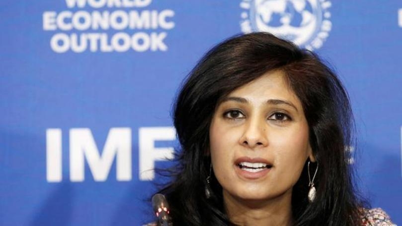 IMF says govts should offer cash transfers, tax relief to ease coronavirus effects