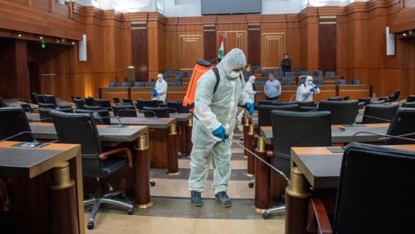 هل يدعو بري الى جلسة نيابية إلكترونية؟