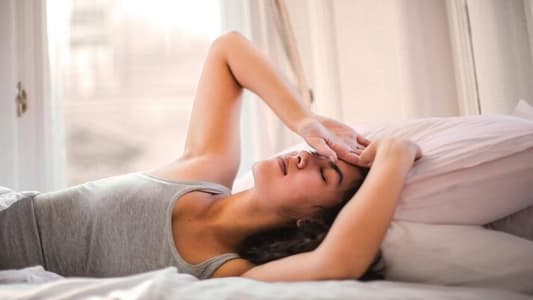 دراسة تكشف عن وضعية نوم يُنصح بها في حال الإصابة بكورونا!