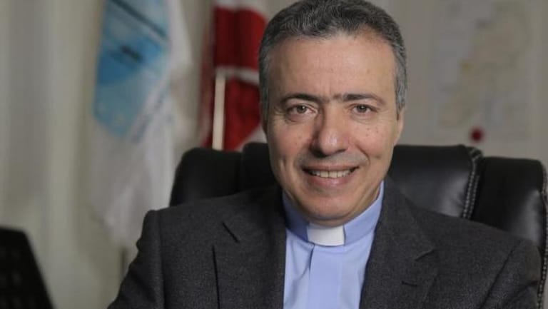 فيروس "الكورونا" يتحدى الإنسان