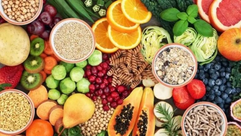 عند المرض... أكثر من تناول الشاي والزنجبيل وشوربة الدجاج