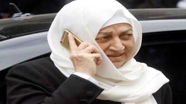 بهيّة الحريري تابعت إعادة فتح سوق السمك في صيدا