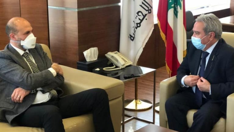 خطة مساعدة المتأثرين بأزمة "كورونا": مئات آلاف العائلات تحتاج الدعم