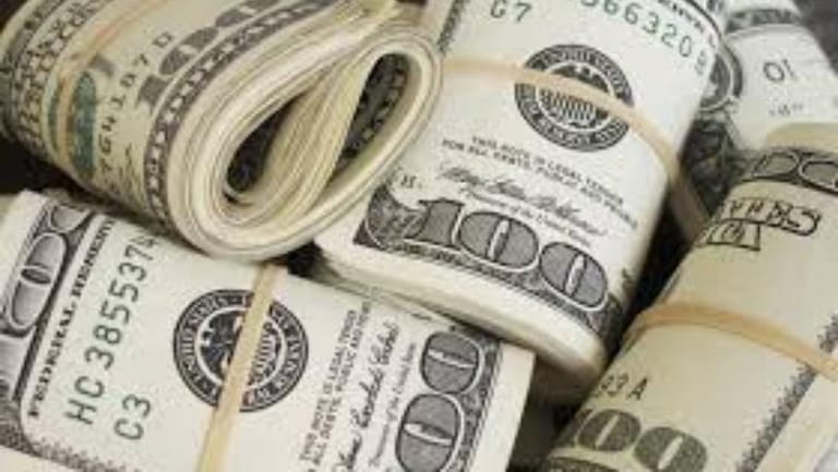 كم بلغ سعر الدولار اليوم؟