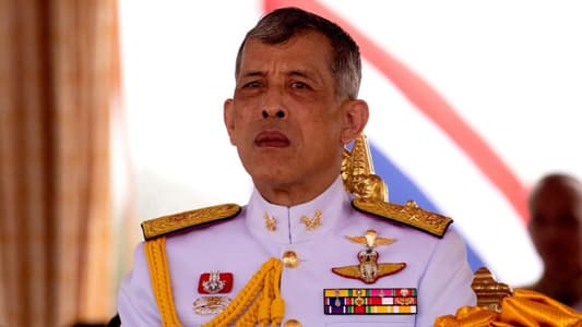 Thai King Self-Isolates in Hotel With Harem of 20 Women Amid Pandemic