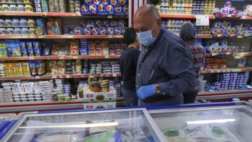 الدولار مفقود والأسعار ترتفع والأزمة مفتوحة