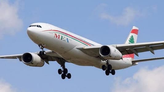 طائرة "الميدل ايست" انطلقت من الرياض وعلى متنها الدفعة الأولى من المغتربين العائدين إلى لبنان