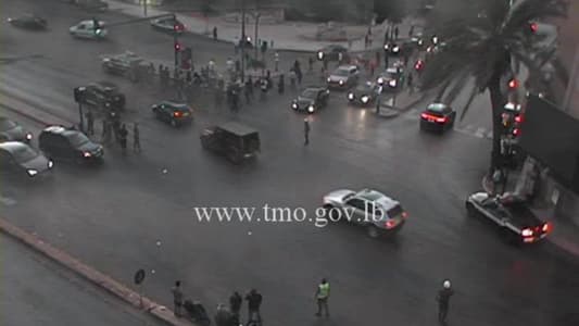 Photo: Protesters gather at Burj Al-Ghazal intersection in Beirut