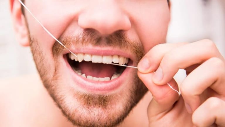 Flossing Boosts Athletic Performance, Study Shows
