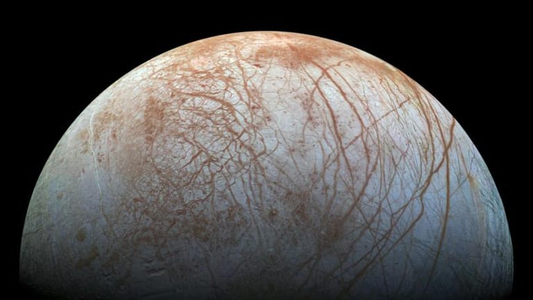 Alien Life May Be Lurking in Earth-Like Ocean on Nearby Jupiter Moon, NASA Says
