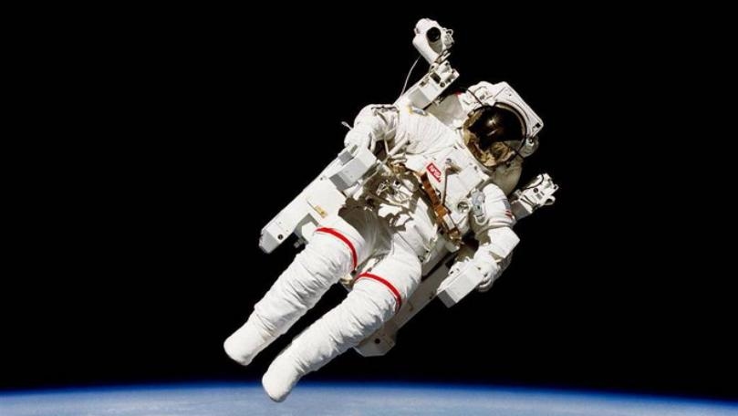 NASA Wants You To Build a Toilet for the Moon in the ‘Lunar Loo Challenge’