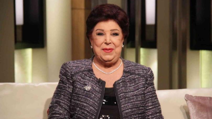 وفاة الفنانة المصرية الكبيرة رجاء الجداوي بعد صراع مع فيروس "كورونا"