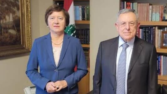 Siniora broaches current situation with UN's Wronecka