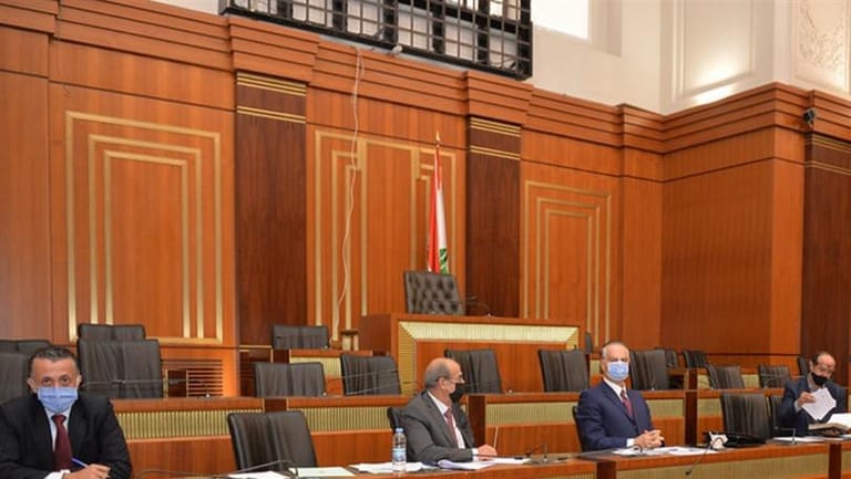 لجنة الادارة والعدل تابعت درس قانون الكابيتال كونترول