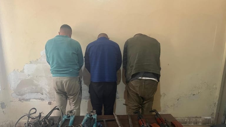 مكمن محكم... وتوقيف عصابة لسرقة كابلات كهربائية