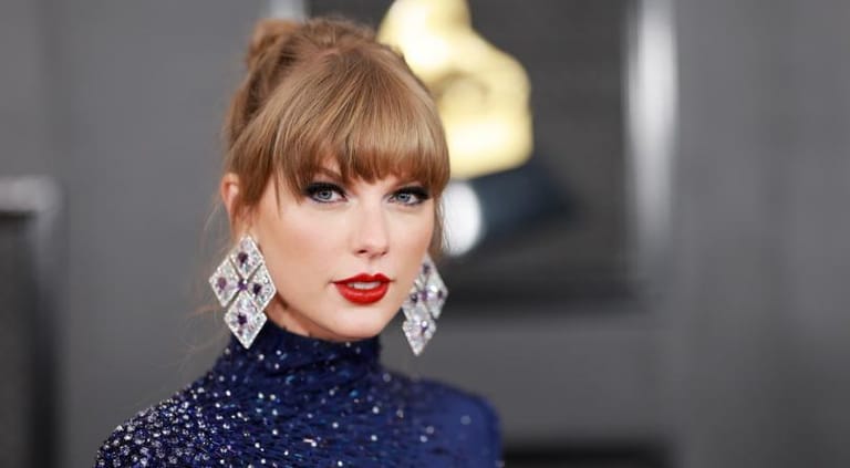 Glendale Changes Name to "Swift City" Ahead of Taylor Swift Eras Tour