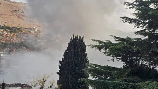 An intense airstrike targeted the town of Machghara in Western Bekaa