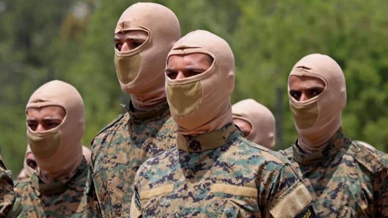 سحب التصنيف العراقي لـ"الحزب" لم يُلغِ الضربة