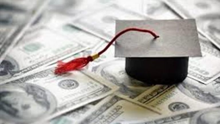 جمعية أهالي الطلاب في الخارج تُحذّر من هذه المغامرات المكشوفة 