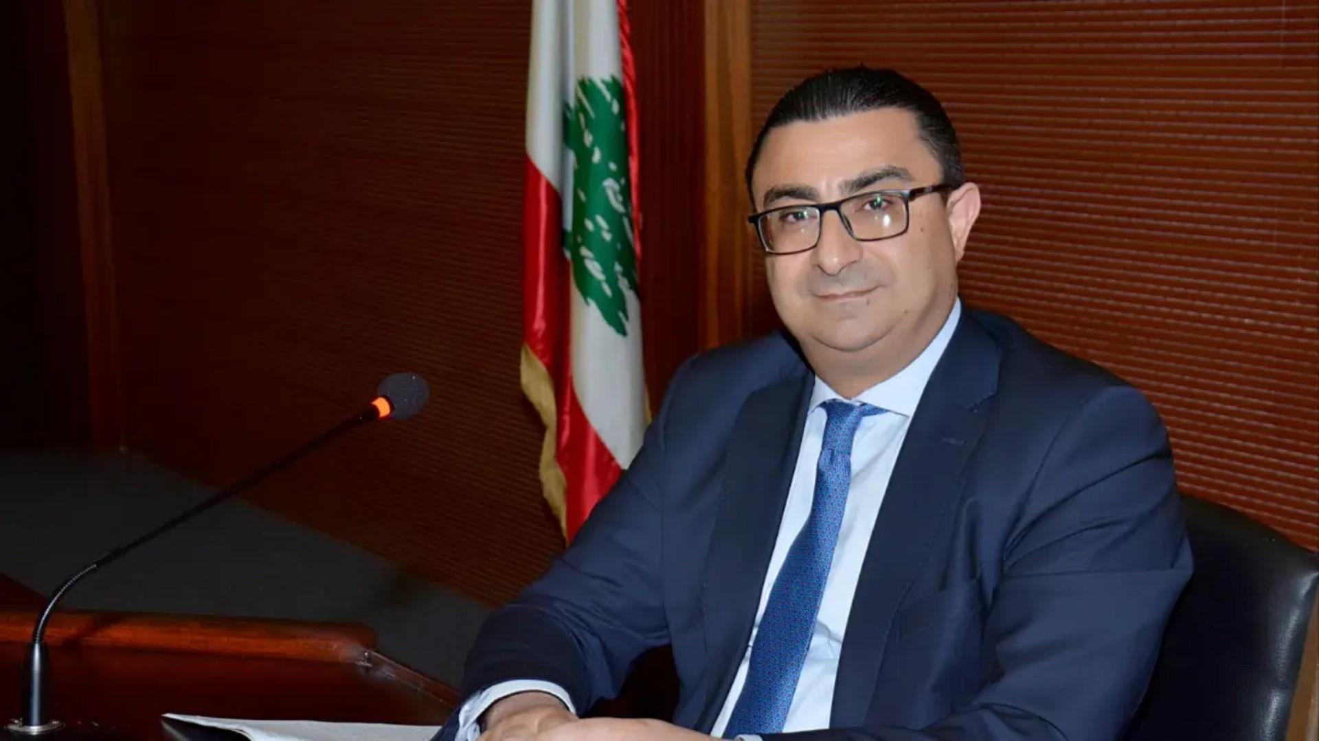 مسدّسٌ من عون الى مدّعي عام التمييز… و"الحزب" في العدليّة