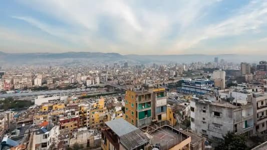 The shared transport buses have arrived in the capital, Beirut, to transport displaced people from the southern suburbs to northern areas